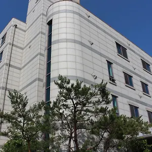 Parkwood Airport Inchon